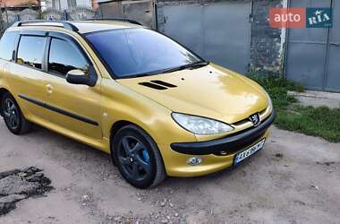 Хэтчбек Peugeot 206 2002 в Харькове