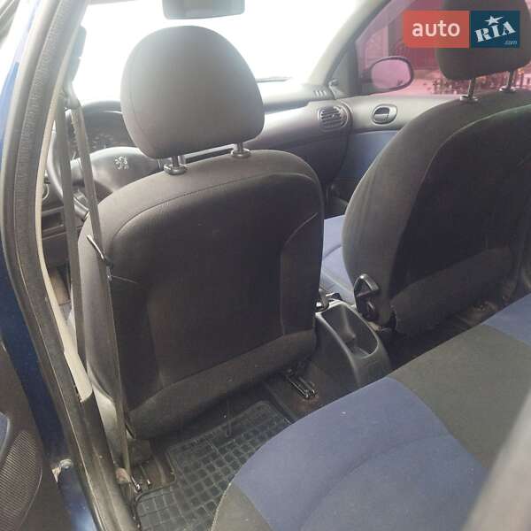 Хетчбек Peugeot 206 2006 в Ставищі