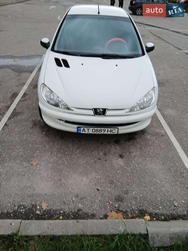 Универсал Peugeot 206 2004 в Ивано-Франковске