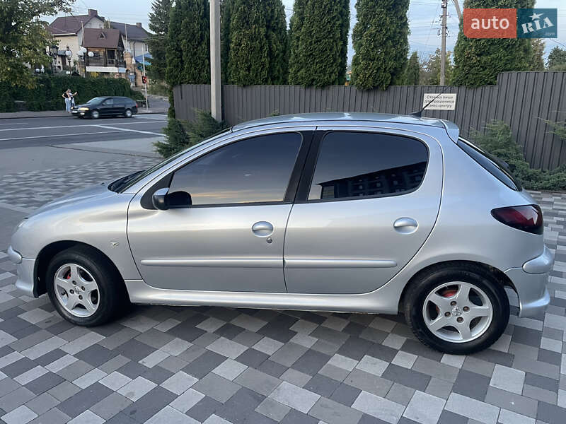 Хэтчбек Peugeot 206 2008 в Ровно фото 6 Хэтчбек Peugeot 206 2008 в Ровно