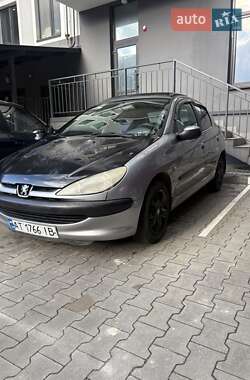 Хетчбек Peugeot 206 2001 в Івано-Франківську