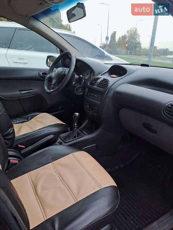 Седан Peugeot 206 2007 в Виннице