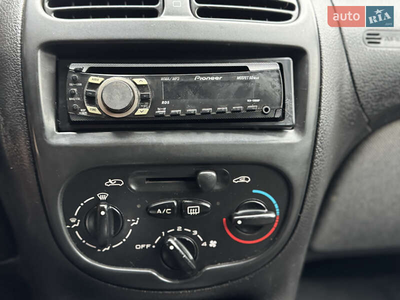 Седан Peugeot 206 2007 в Львові фото 10 Седан Peugeot 206 2007 в Львові