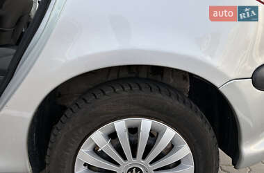 Хетчбек Peugeot 206 2005 в Києві