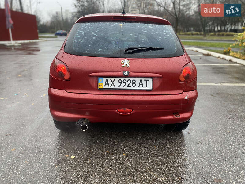 Хэтчбек Peugeot 206 2006 в Харькове