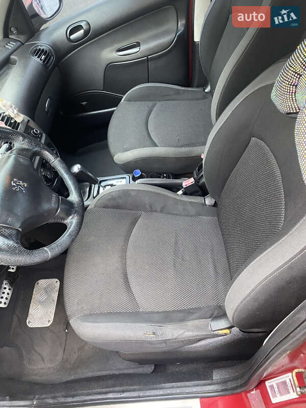 Хэтчбек Peugeot 206 2006 в Харькове