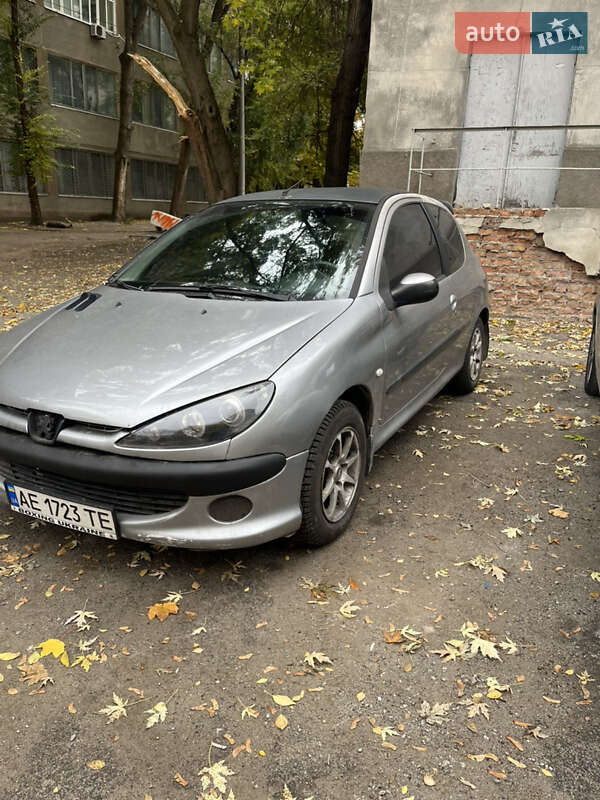 Peugeot 206 2004