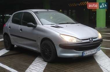 Хэтчбек Peugeot 206 2001 в Киеве