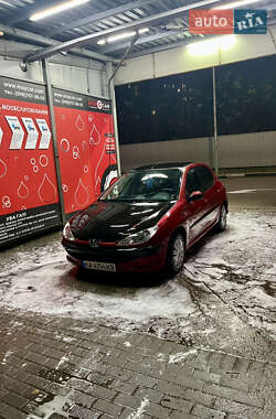 Хэтчбек Peugeot 206 2005 в Киеве