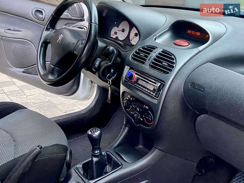Універсал Peugeot 206 2004 в Івано-Франківську