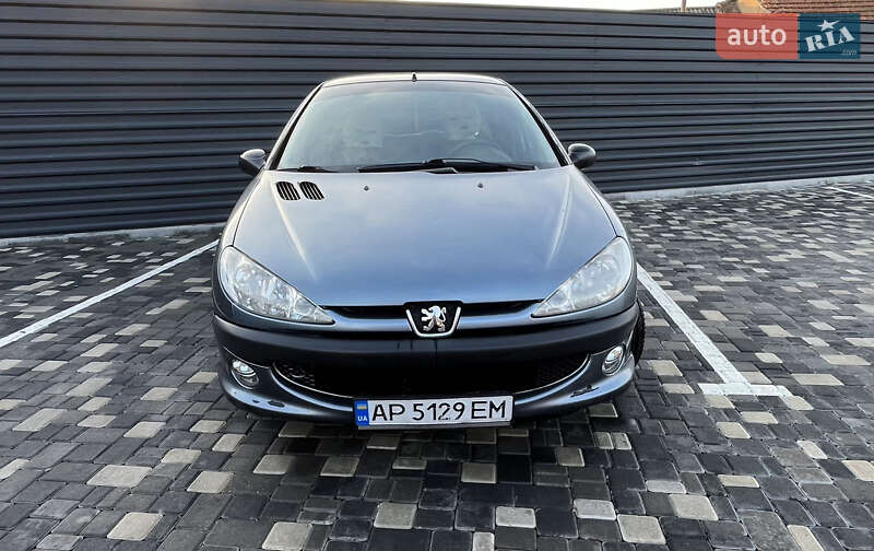 Седан Peugeot 206 2008 в Миколаєві