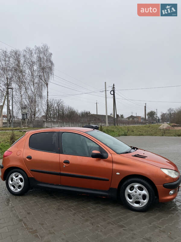 Хетчбек Peugeot 206 1999 в Овручі