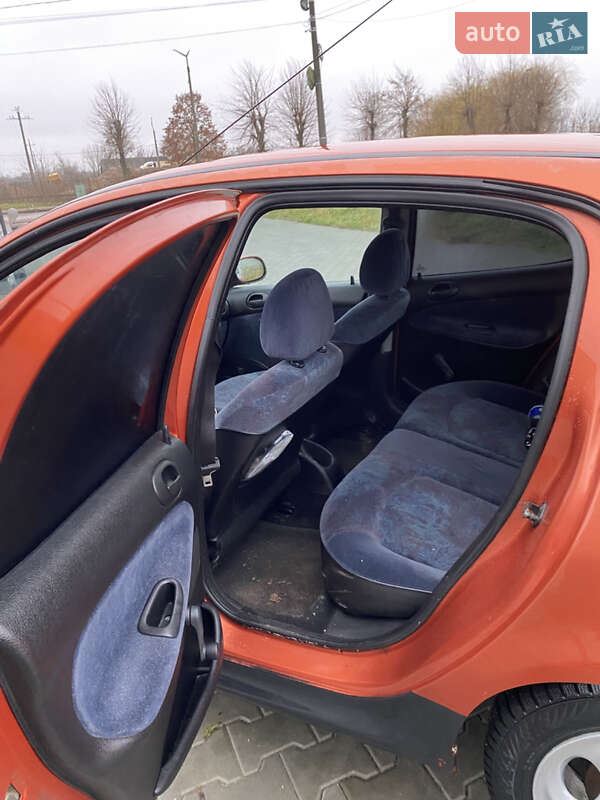 Хетчбек Peugeot 206 1999 в Овручі