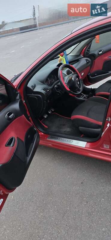 Хетчбек Peugeot 206 2008 в Білій Церкві