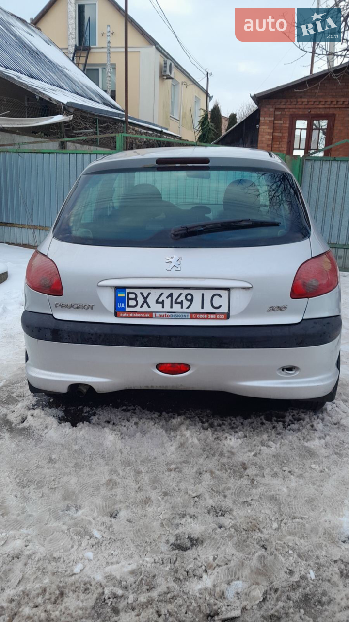 2004 Peugeot 206 - мініатюра 7