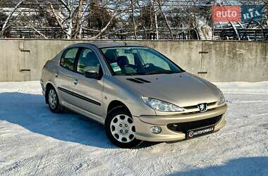Седан Peugeot 206 2008 в Києві
