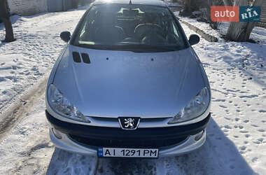 Седан Peugeot 206 2010 в Прилуках