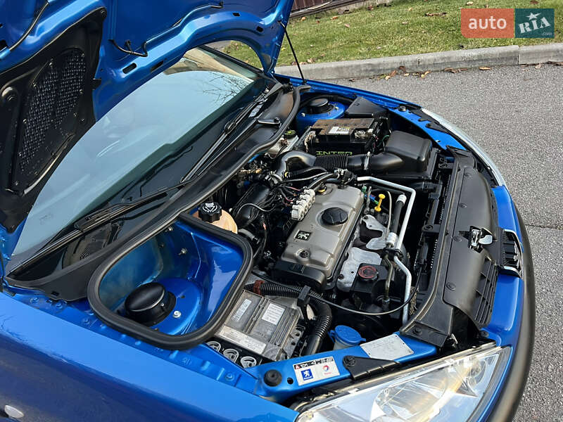 Хэтчбек Peugeot 206 2004 в Киеве фото 85 Хэтчбек Peugeot 206 2004 в Киеве