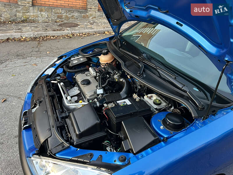 Хэтчбек Peugeot 206 2004 в Киеве фото 86 Хэтчбек Peugeot 206 2004 в Киеве