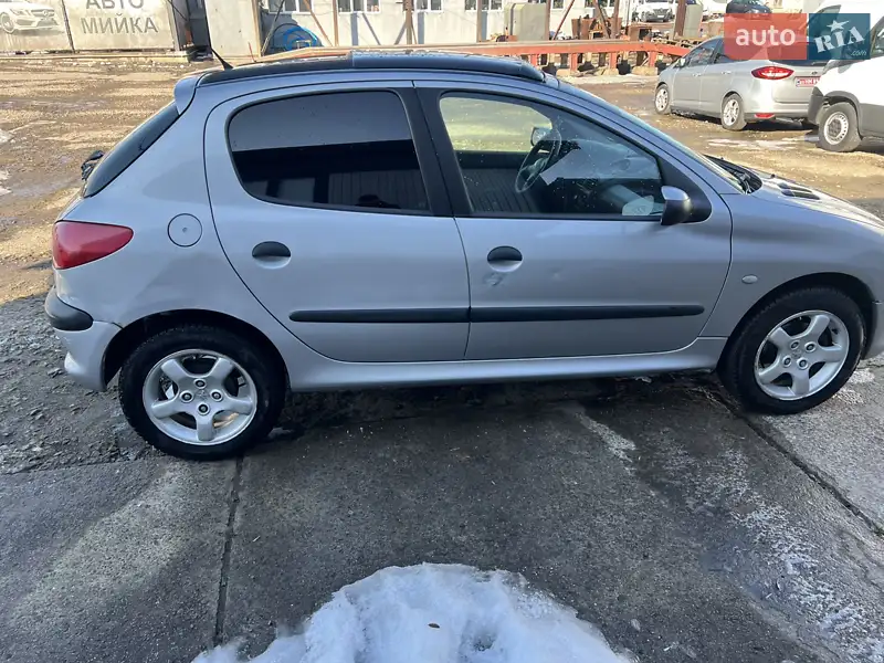 Peugeot 206 2000 VIN VF32ARHYF41021518 фото оголошення 4 з 73