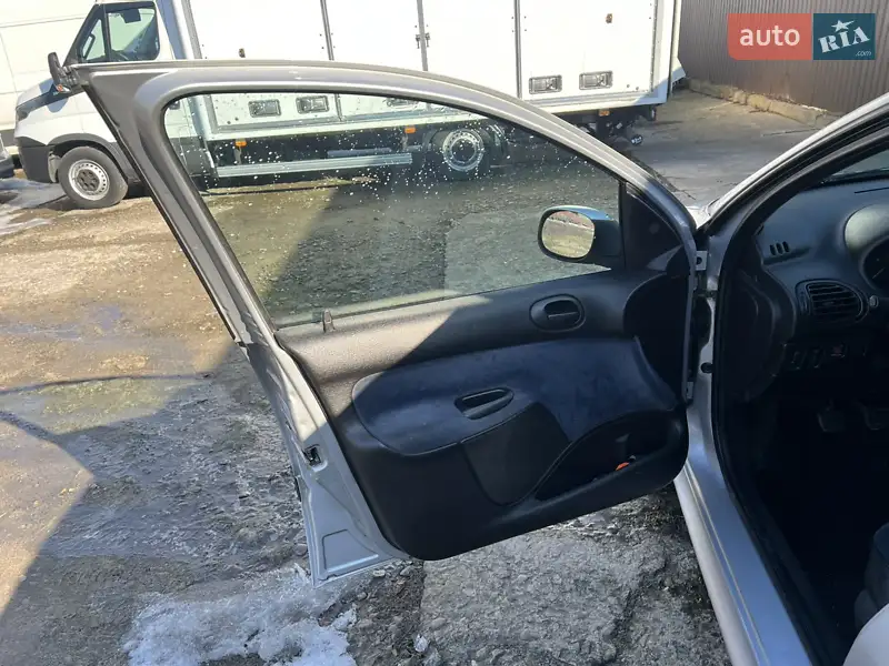 Peugeot 206 2000 VIN VF32ARHYF41021518 фото оголошення 25 з 73