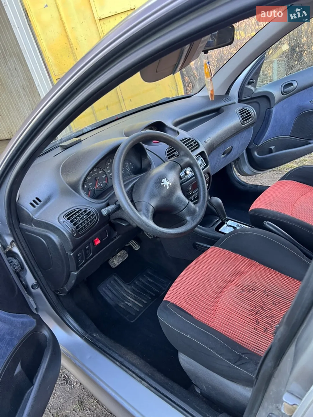 2001 Peugeot 206 - мініатюра 6