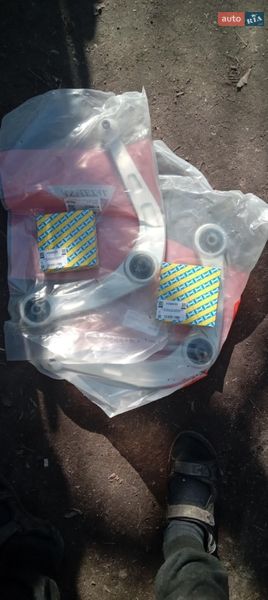 Хетчбек Peugeot 206 2001 в Коростені