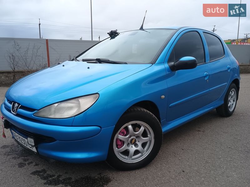 Хэтчбек Peugeot 206 1999 в Виннице фото 3 Хэтчбек Peugeot 206 1999 в Виннице