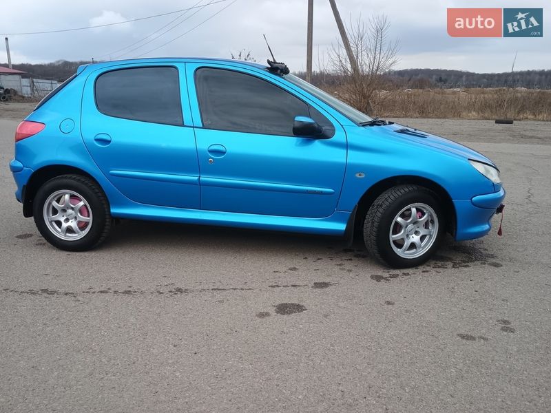 Хэтчбек Peugeot 206 1999 в Виннице фото 7 Хэтчбек Peugeot 206 1999 в Виннице