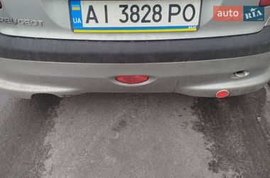 Хэтчбек Peugeot 206 2004 в Киеве