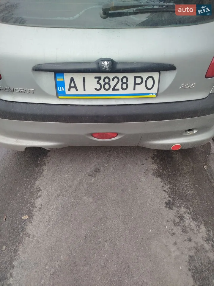 2004 Peugeot 206 - мініатюра 8