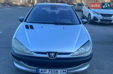 Хэтчбек Peugeot 206 2002 в Запорожье