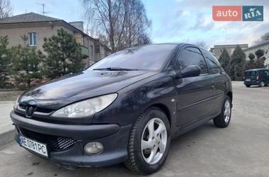 Хэтчбек Peugeot 206 2002 в Днепре