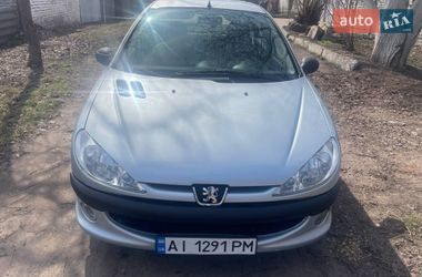 Седан Peugeot 206 2010 в Прилуках