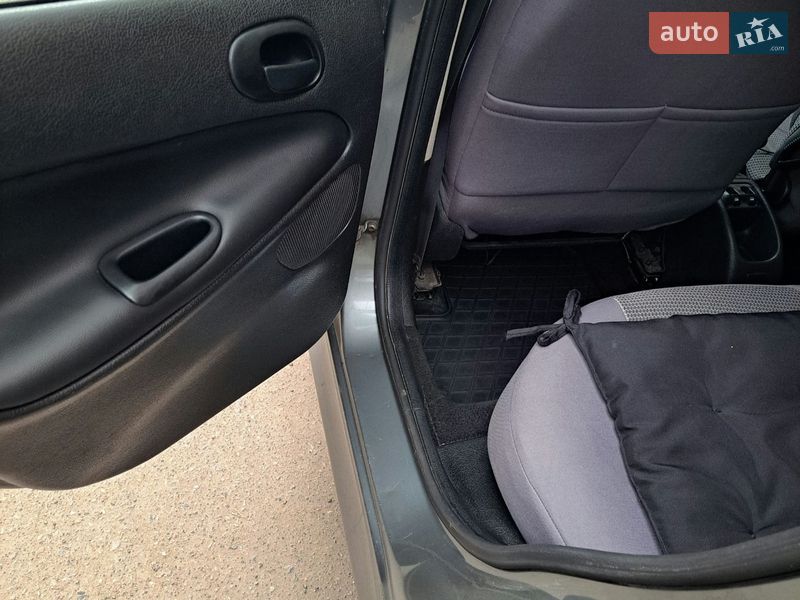 Хэтчбек Peugeot 206 2007 в Одессе фото 9 Хэтчбек Peugeot 206 2007 в Одессе