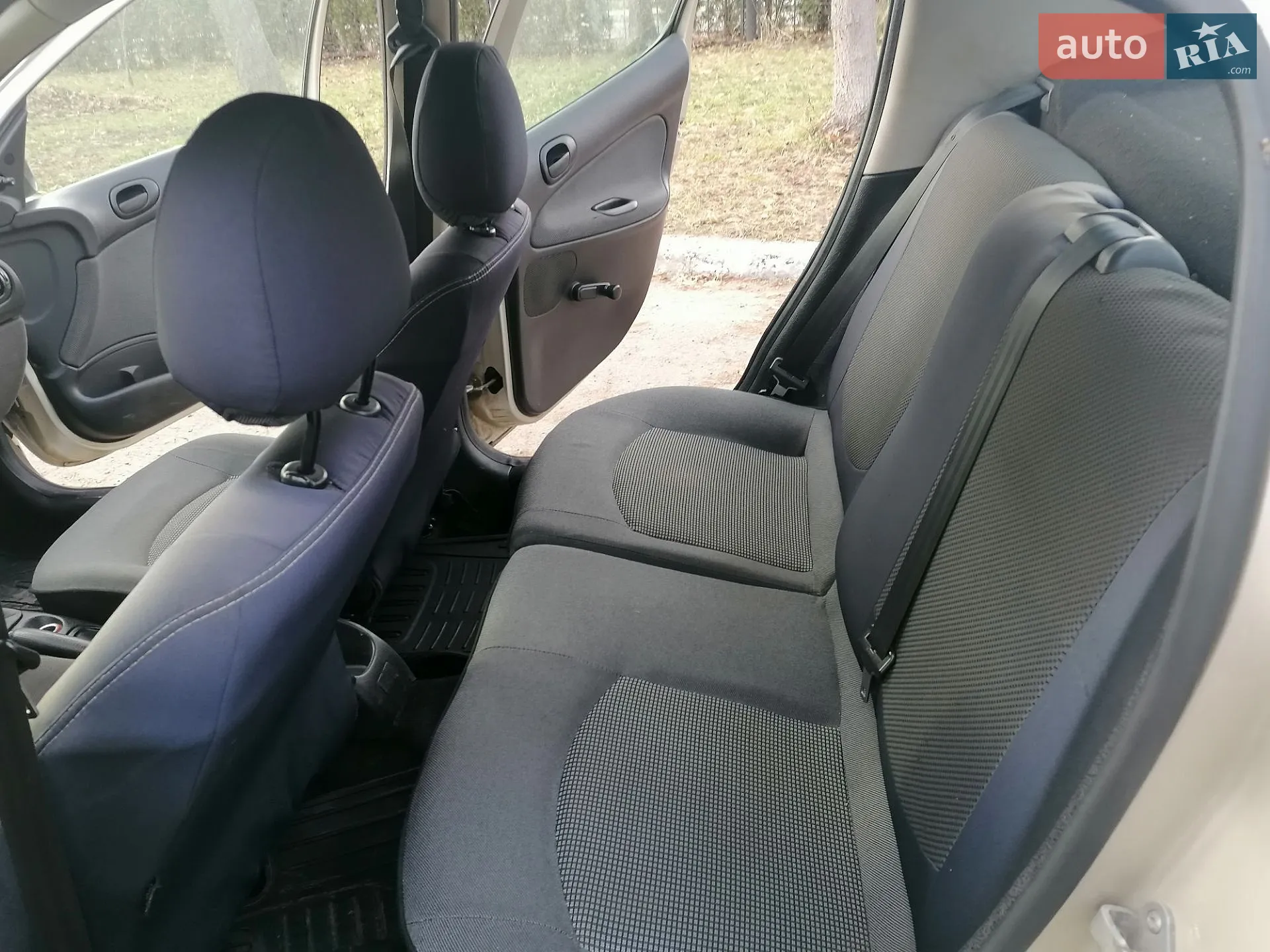 2006 Peugeot 206 - мініатюра 15