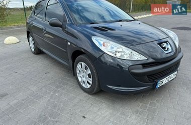 Хэтчбек Peugeot 206 2010 в Бродах