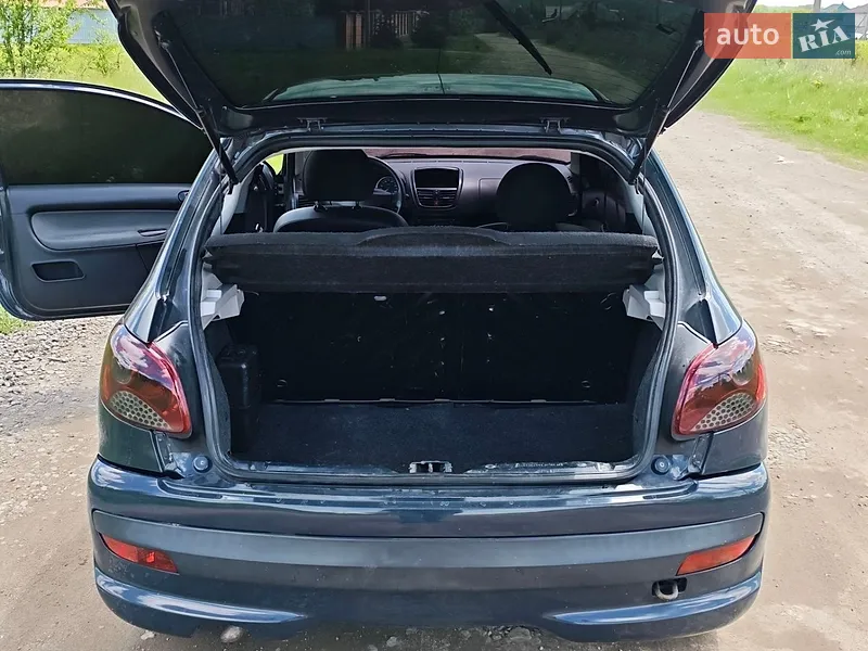 Peugeot 206