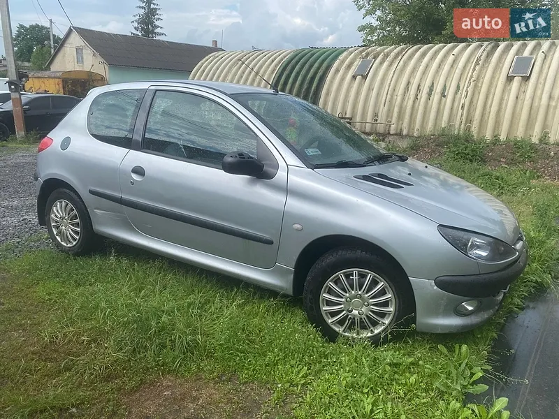 Peugeot 206