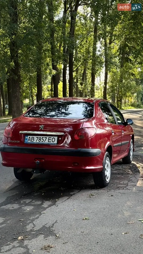 2010 Peugeot 206 - мініатюра 10