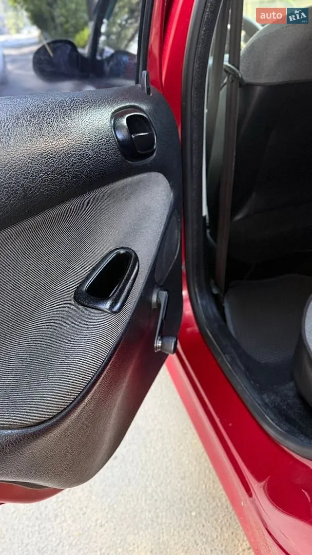 2010 Peugeot 206 - мініатюра 20