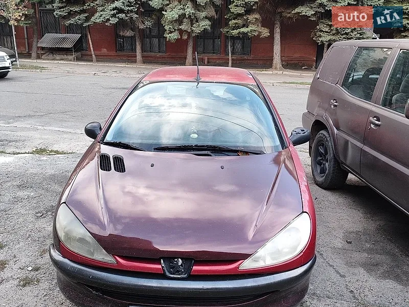 Peugeot 206