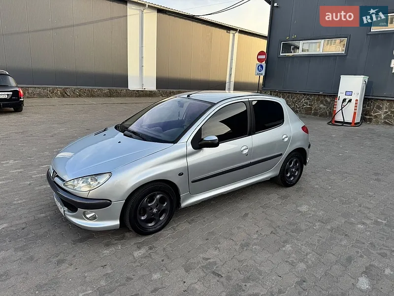 Peugeot 206