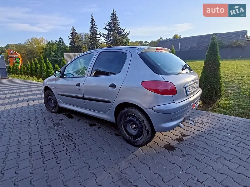 Peugeot 206 2003