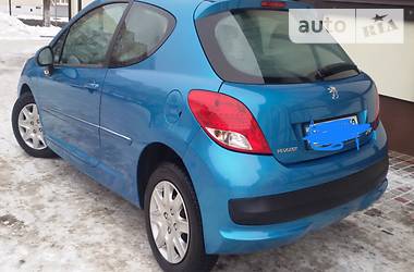 Хэтчбек Peugeot 207 2011 в Ровно