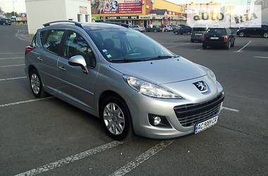 Универсал Peugeot 207 2011 в Луцке