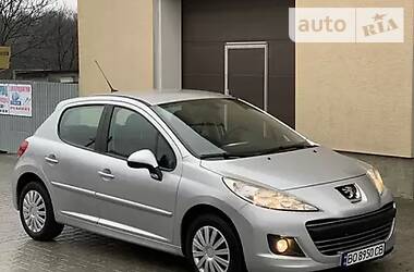 Хэтчбек Peugeot 207 2010 в Тернополе