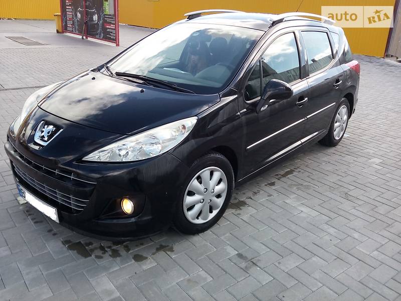 Універсал Peugeot 207 2011 в Шепетівці