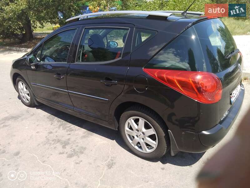 Універсал Peugeot 207 2011 в Кам'янському