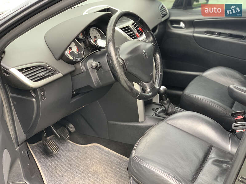 Хэтчбек Peugeot 207 2008 в Дубно фото 22 Хэтчбек Peugeot 207 2008 в Дубно